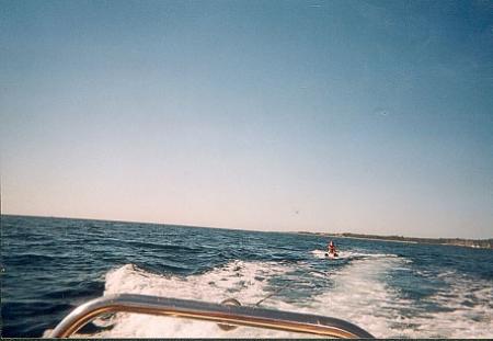 sKi NaUTiQuE