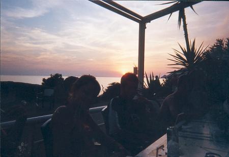 Au ReStO