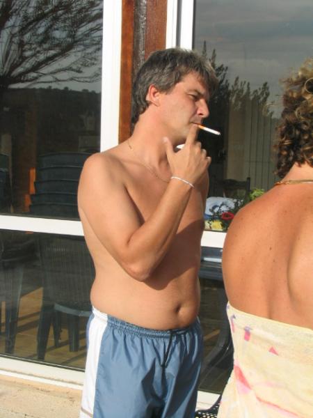 MoN oNcLe